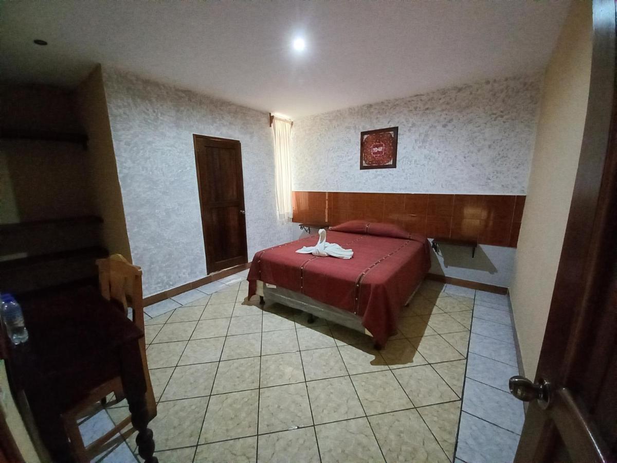Hotel Nakbe Atitlan Панахачель Екстер'єр фото